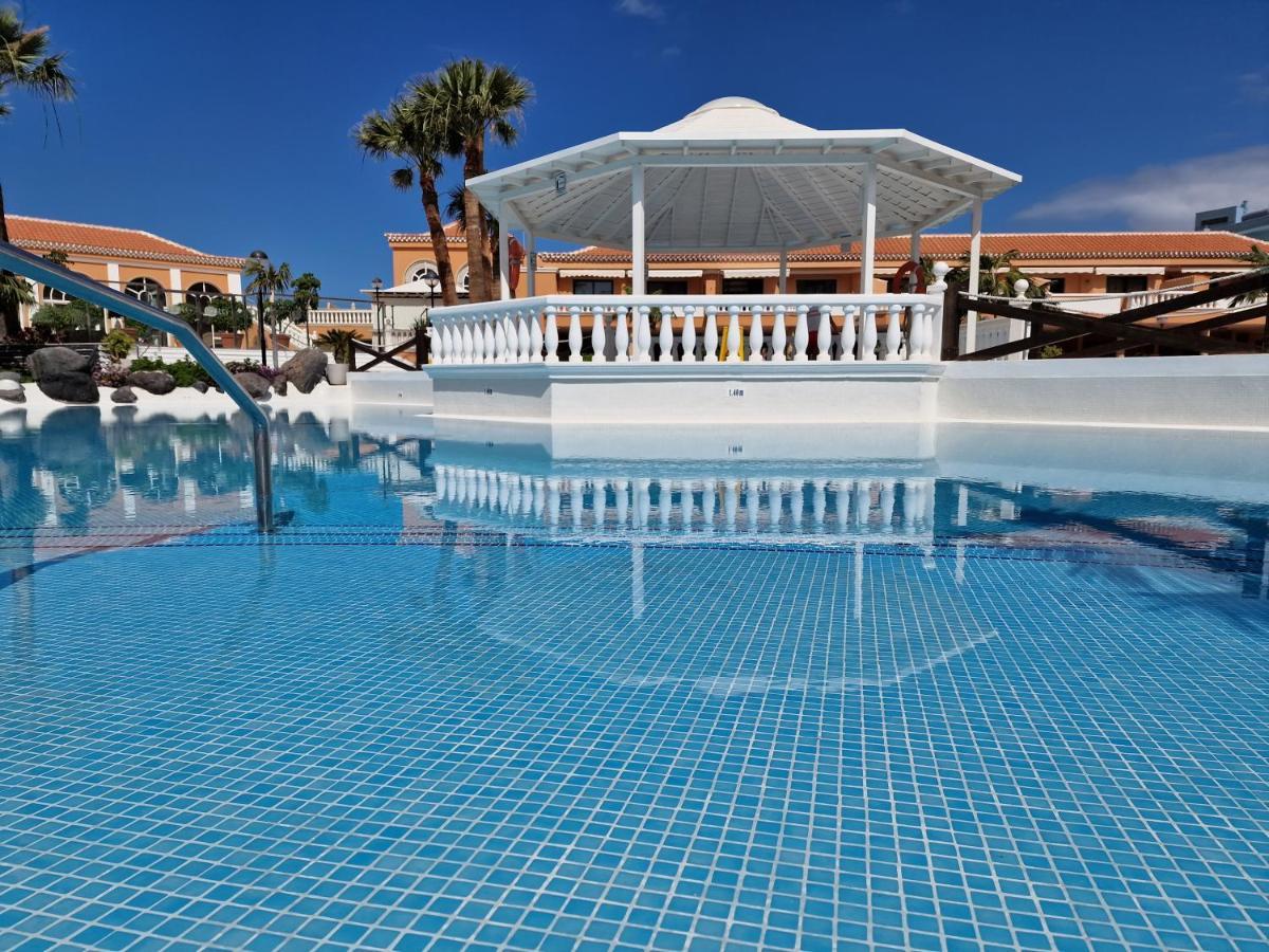 Exclusive Attic Las Vistas 3 With Breathtaking Sea View, Only 100 M To The Sea, Heated Pool, Aircon, Wifi Arona  Exteriör bild